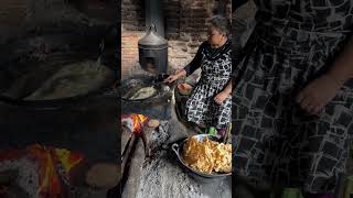 INTIP PENGOLAHAN PEYEK DI DAPUR TRADISIONAL ALA SI MBOK ‼️