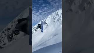 Snowboarding in Alaska 🦅🏔️ #snow #shortsfeed