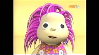 Tulli y una muñeca - BabyTV