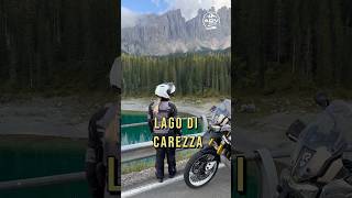 Lago di Carezza | Najpiękniejsze jezioro w Dolomitach | #dolomiti #triumph #motorcycleadventure