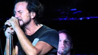 Pearl Jam - PJ20 - Deep - 09-03-11