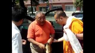 Rimpoche Arrives in Pittsburgh