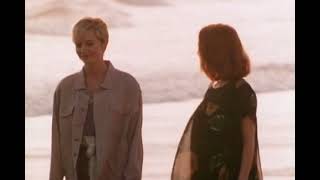 MELROSE PLACE | Jane and Sydney on the Beach