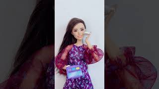 Barbie and her makeup 💄 #stopmotion #humor #funny