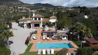 F4669483 - 5-bedroom country house with pool, guest accommodation, great views & 44,000m² plot