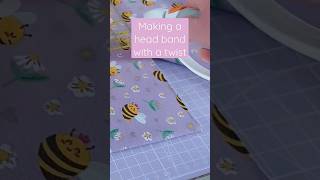 Making a twisted head band on the overlocker