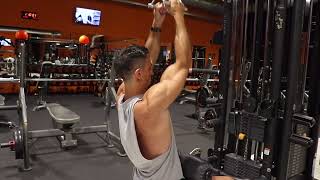 TRIANGLE LAT MACHINE EXERCISE