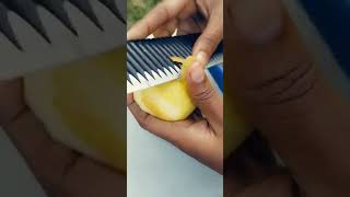 How to peel of an apple 😲😲