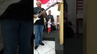 Hino da harpa 467 - Coop ir Joãozinho e João Lucas adorando ao Senhor com seus intrumentos