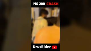 NS 200 Rider H*! By A C@r #shots