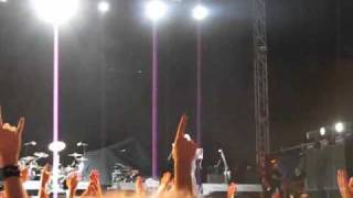 KoRn - Shoot and Ladder - Bagpipes Intro(Live at Ozzfest 2010 Tel Aviv, Israel)