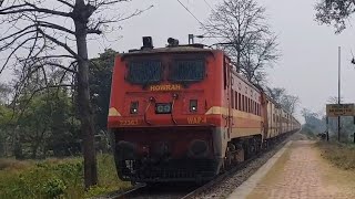 13155 Mithilanchal Exp with Rex Hot HWH WAP4 22363 Superbly Honking and Skipping Muraitha Halt