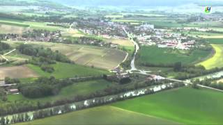 Survol de la vallée de la Marne en hélicoptère