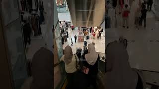 SUASANA DI DALAM MALL GRAND GALAXY PARK MENJELANG HARI RAYA IDUL FITRI 2022