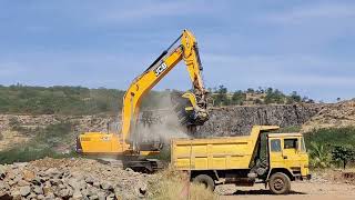 Basalt being recycled in India with a BF90.3 Crusher Bucket