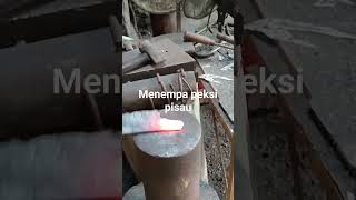 menempa peksi unk dimasukkan ke gagang#shorts#pisau