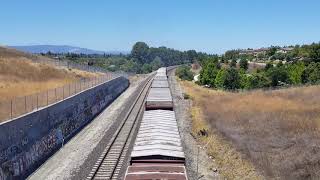 UP 1088 leads local passed Communications Hill