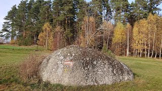 Der Opfersteinweg 95 (Langschlag, Kleinpertholz) und seine Steinriesen