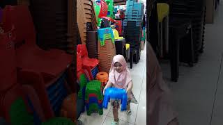 #lucu gaya nak mama sama kayak ibu2 zaman NOW pake daster selutut pake jilbab😀🤣 #shotrs