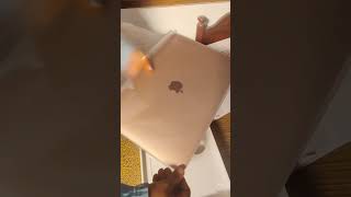 Bete ko diya gift 🎁🥰Macbook air M 1#youtubeshorts #houl #fastivalvlog #gift #macbook