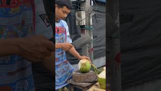 Amazing Coconut Cutting Skills - Thai Street Food ทักษะการตัดมะพร้าวที่น่าทึ่ง - อาหารไทยริมทาง