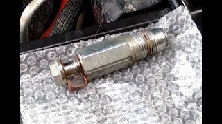 r51 d40 2.5TD diesel fuel pressure relief valve change.