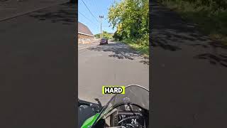 Can’t help it! #motovlog #funny #motorcycle #motorbike #kawasaki #superbike #bikelife #zx10r #arrow