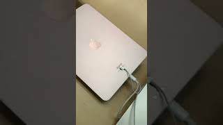 Apple iPad Air (NEW COLORS!)