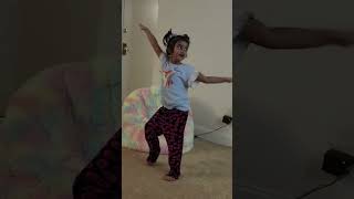 #kachabadamoriginal #dance #ytshort #comedyvideos #funnyshorts#kid #kachabadamdjremix #fun #funny#yy