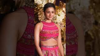 Alia Bhatt at Diwali Party #aliabhatt #manishmalhotra #bollywood #diwali2024 #bollywooddhindhora