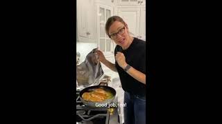 Jennifer Garner's Pretend Cooking Show - Episode 21: Skillet-Roasted Lemon Chicken