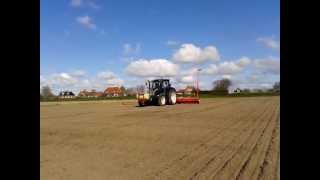 Valtra N142 loonbedrijf A.G. de Vries