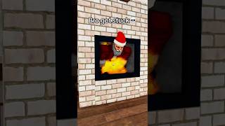 SANTA STUCK IN FIRE🎅🔥😭 #roblox #shorts #robloxmemes #meme #santa #christmas #coems #rblx #memes