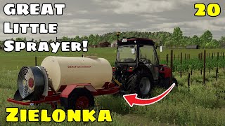 Handy little sprayer! - Zielonka Ep 20 - Farming Simulator 22 Premium Expansion