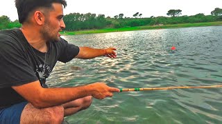 Pesca VARIADA con boya de NOCHE, Pescamos tarariras bagres y mojarras