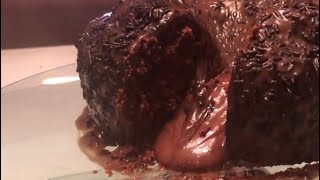 Bolo Vulcão de Chocolate 😋 Receita abaixo ⬇️