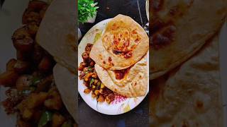 Paratha bhujiya 😋#ytviral #paratha #trendingshorts #kichentools #roti #ytshortsindia  #ytshorts