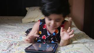 শ্রেয়সীর ছোটবেলা-Cute baby watching iPad funny video shorts🤣🤣😉