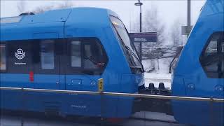 Tåg på Mörby station