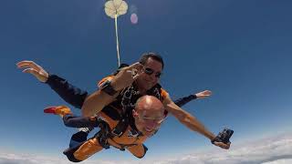 Salto de Paraquedas do Fernando J na Queda Livre Paraquedismo dia 01 10 2017