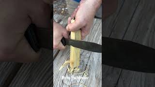 Morakniv Pathfinder carves shavings #bushcraft #bushcraftcamp #morakniv #knife #bushcraftsurvival