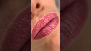 Перманентний макіяж губ в акварельній техніці Estetic Lips