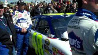 Jimmie Johnson's crew prepares for Daytona 500