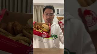 Trying Wendy‘s in the Philippines 🍔🍟🥤 #tasty #fastfood #manila #foodvlog