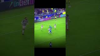 Ronaldo coup de ciseaux #ronaldo #ronaldobestgoal #ronaldogoals #footballshorts