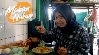 MAKANAN OREM-OREM NIKMAT KHAS MALANG DI PASAR LOAK COMBORAN