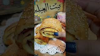 راق عجين بالزبدة و راق لنشون و راق سموكد تركى و راق جبنة رومى=باتيه ملفوف حكااااااية😋