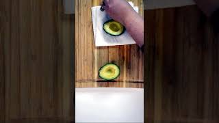 How to cut avocado and peel avocado easily: 2 Ways #Shorts