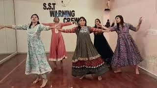 ladies group dance wedding choreography #trendingshorts #weddingdance #ladiesgroup #groupdance