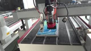 OMNI CNC Router with Tangential Knife